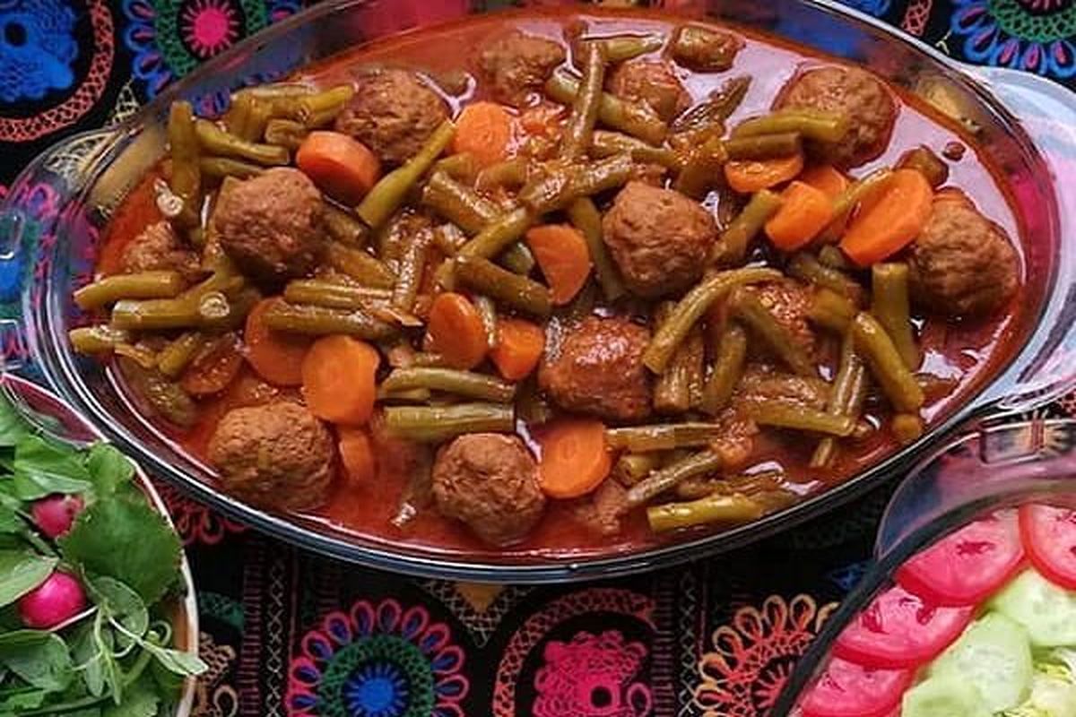 طرز تهیه خورش لوبیا سبز با مرغ