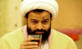 من الان در منزل زیر پتو هستم؛ این تجمعات هیچ ربطی به بنده ندارد/ اگر خواستید گردن کسی بیندازید، بالاغیرتا از ما بیرون بکشید