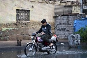 آبگرفتگی خیابان‌های اهواز با چند دقیقه بارندگی/ تصاویر