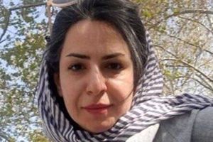 حکم تبعید «مرضیه محمودی» تعلیق شد

