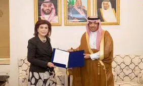 اولین سفیر زن عراق در عربستان کیست؟

