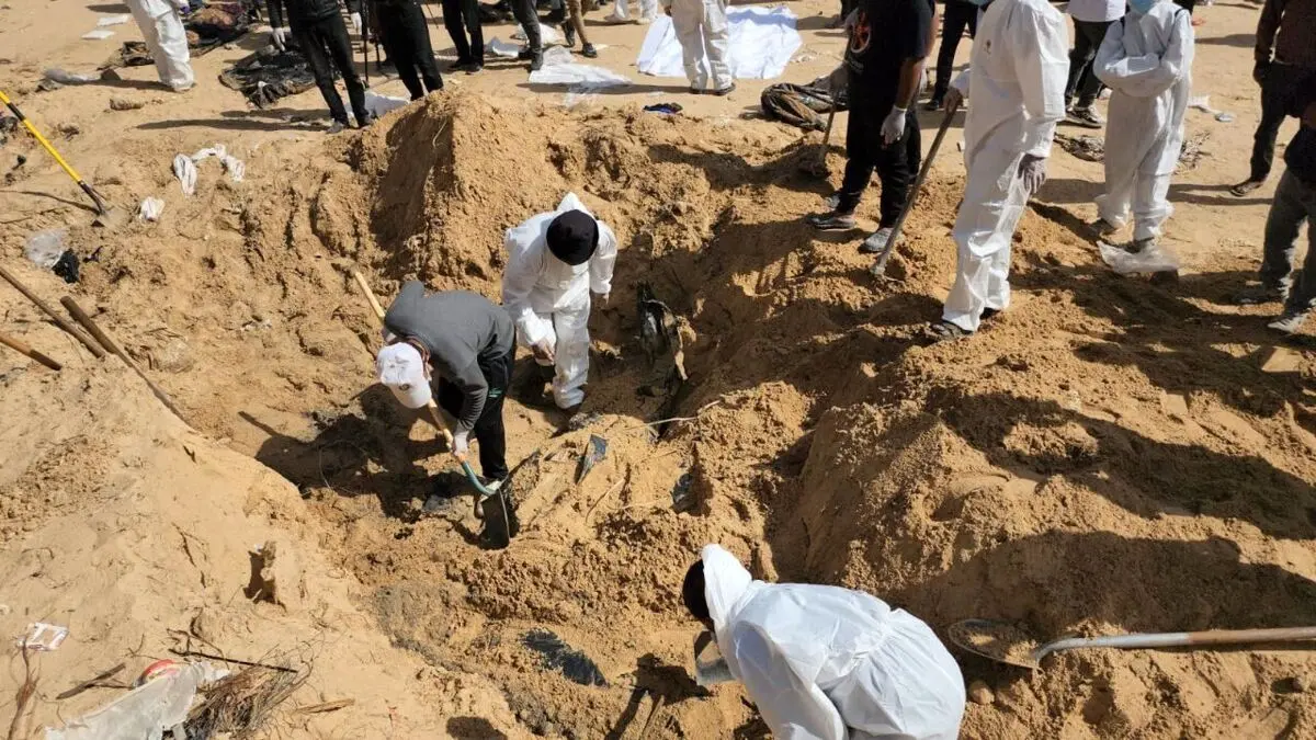 کشف گور دسته جمعی از زمان صدام /تصاویر

