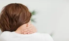 چرا شانه و فک شما همیشه منقبض است؟