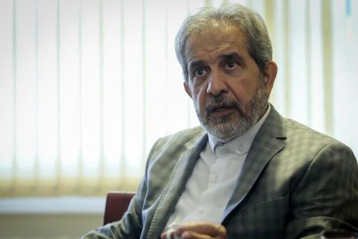توافق با آمریکا راحتتر از اجرایی کردن مفاد آن است/ آنها خود را ابرقدرت میدانند و زیر میز میزنند