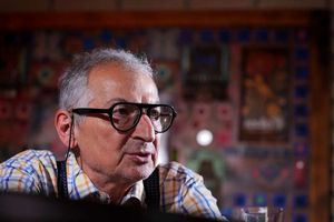 صادق زیباکلام: اگر من بودم تاجزاده را آزاد و حصر موسوی و رهنورد را تمام میکردم تا اشتی ایجاد شود