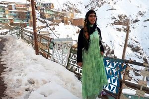 سفر در زمان؛ «کژال و نورالدین» در پشت صحنه سریال نون خ؛ سال 98