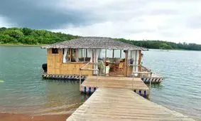 فصل جدیدی از گردشگری با کلبه‌های شناور تفریحی در خلیج گرگان