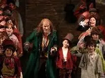 حرکات بهنوش طباطبایی و هوتن شکیبا در پشت صحنه/ ویدئو 