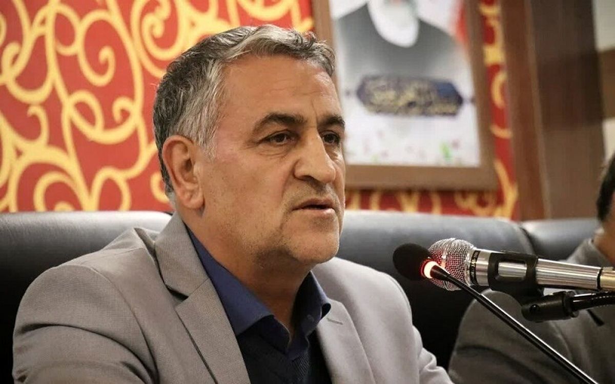 فرار نماینده شاهرود از پاسخگویی به دانشجویان درباره وزیر صمت/ ویدئو