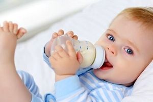 فواید غذاهای مشتقات شیر برای نوزادان