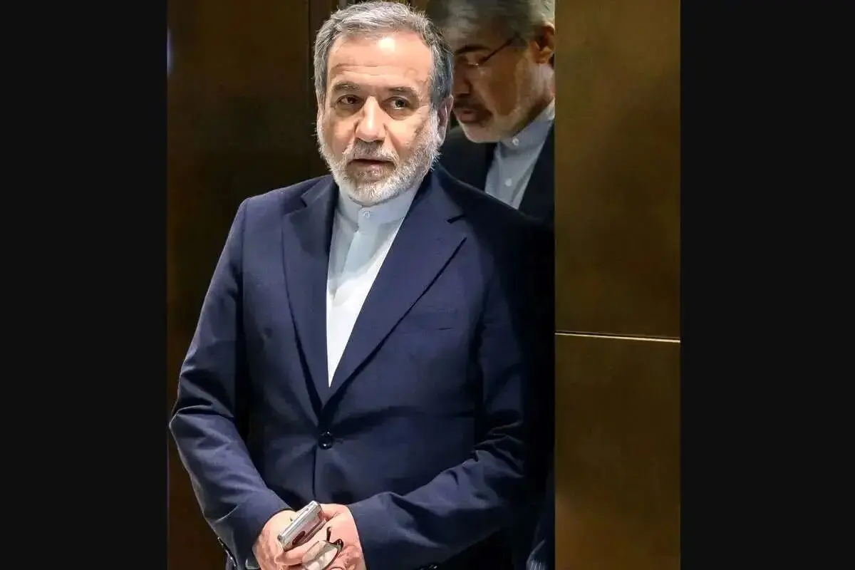 عراقچی: همه کشور‌ها دغدغه دارند تا هر چه سریع‌تر جنگ علیه ایران پایان یابد/ آمریکا باید به تعهدات خود و همان توافقی که رئیس‌جمهورش امضا کرده، بازگردد؛ پس از آن می‌توانیم از این وضعیت خارج شویم

