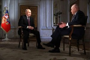 پوتین: روسیه هم برای جنگ هسته‌ای آماده است هم مذاکره