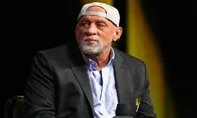 وضعیت وخیم مبارز شهیر مسابقات MMA در بیمارستان/ عکس

