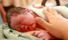 کشورهایی که با تولد فرزند اقامت می‌دهند؛ کشورهای پیشرفته + مزایا و معایب