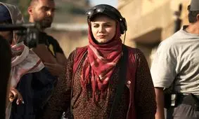 جنجال جشن امضای سووشون / وقتی نرگس آبیار جای نویسنده کتاب امضا می‌کند