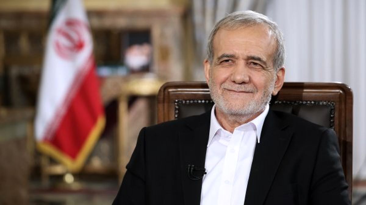 دومین گفت‌وگوی تلویزیونی پزشکیان با مردم آغاز شد


