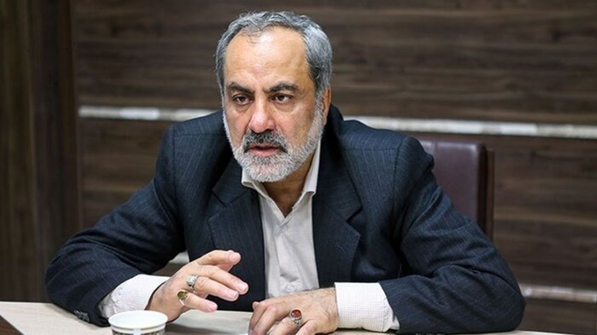  جوانان در چارچوب قانون اساسی مطالبه‌گر باشند/ شکاف نسلی به پیمایش دقیق نیاز دارد
