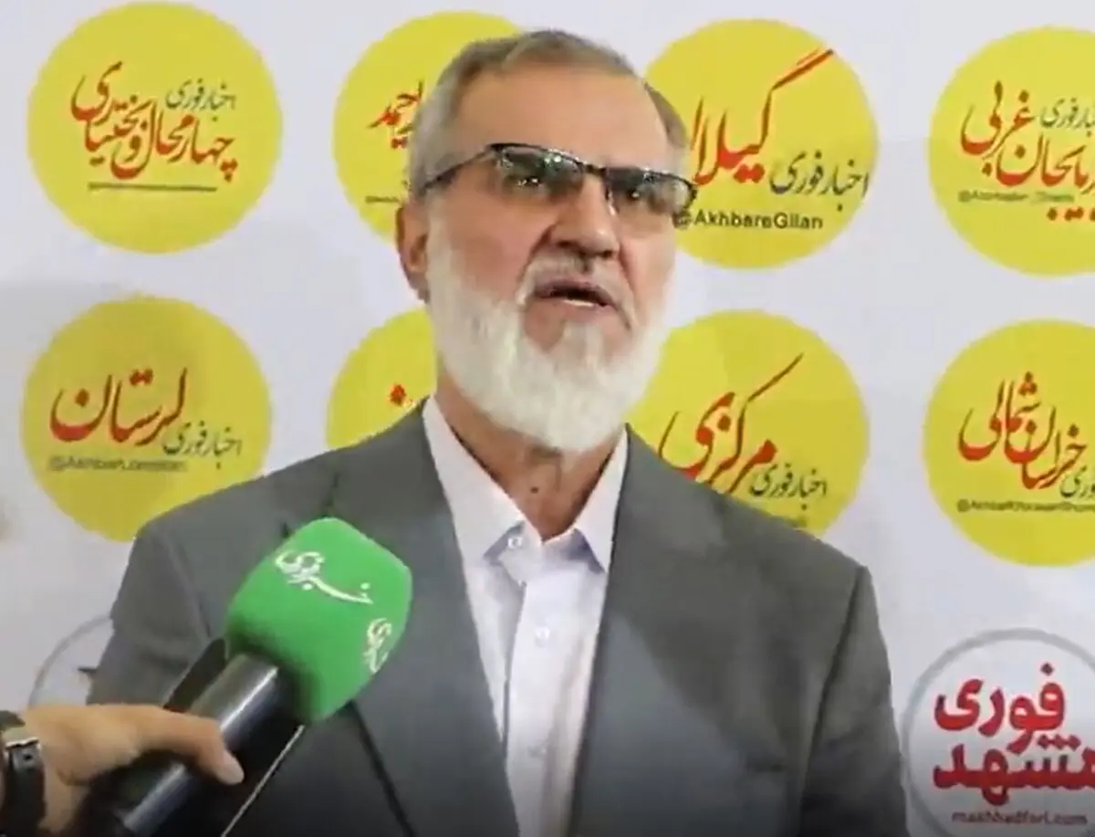 خبرفوری رسانه‌ای وزین و تاثیرگذار است/ هر زمان وقت پیدا می‌کنم آن را چک می‌کنم

