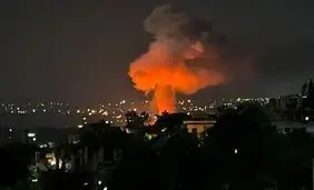 حمله مجدد دشمن به فولاد مبارکه اصفهان/ حدود ۱۰ صدای انفجار در محدوده مبارکه اصفهان شنیده شد/ مجتمع فولاد سفیددشت در بروجن نیز هدف قرار گرفت