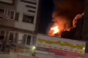 آتش‌سوزی شبانه در مشهد / ویدئو