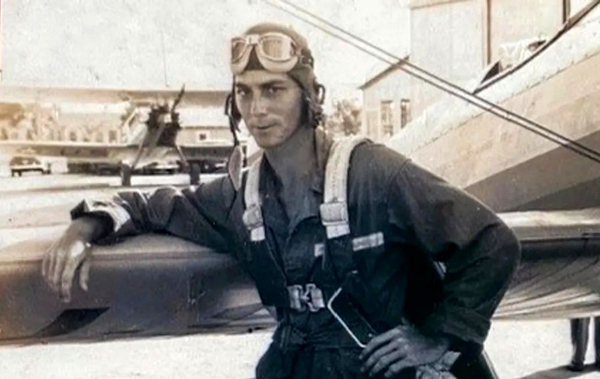 کشف خلبان مفقودالاثر جنگ جهانی دوم بعد از ۸۰ سال