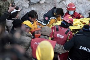نجات مرد ۳۵ ساله در ترکیه ۱۴۹ ساعت پس از زلزله