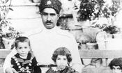 سفر به تاریخ؛ همسران دوم و سوم رضاخان در یک قاب؛ سال 1324