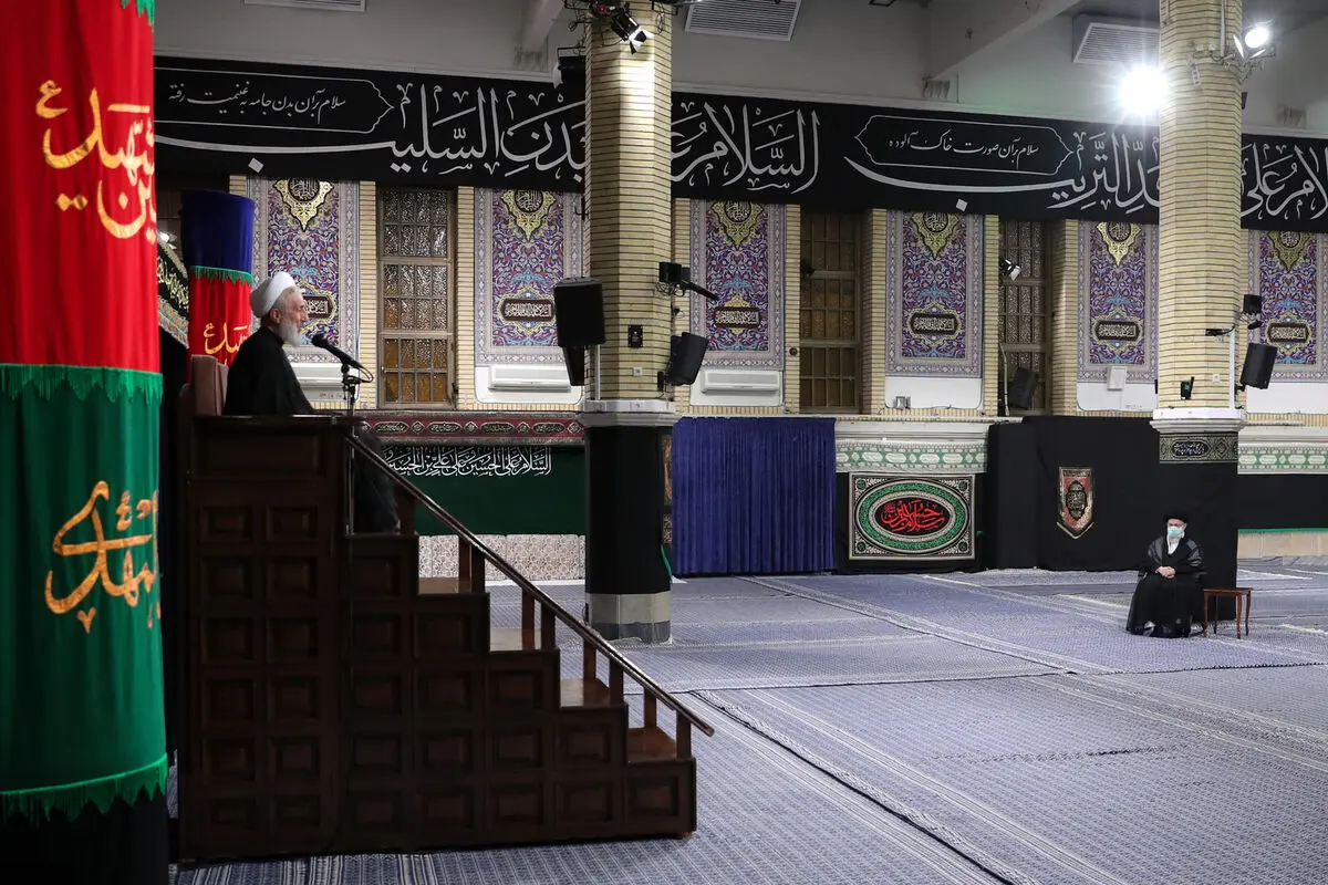 مراسم عزاداری عاشورای حسینی در حسینیه امام خمینی با حضور رهبر انقلاب

