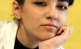  عموی نیکا شاکرمی: شکایت کرده‌ایم اما خرابکاری را قبول نداریم/ مخالف اقدامات خاله نیکا برای دعوت به تجمع هستیم

