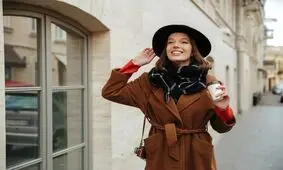 پوشیدن لباس قهوه‌ ای چه پیامی درباره شخصیت شما می‌دهد؟