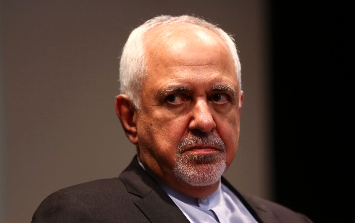 ظریف: وقتی ارتش سوریه نمیجنگد، دلیلی ندارد کسی دیگر جای ارتش سوریه بجنگد/ ما به درخواست دولت قانونی سوریه در سوریه با تروریسم مقابله کردیم/ ویدئو