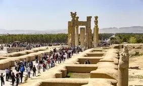 تخت جمشید در این فهرست، انتخاب اول مردم شد