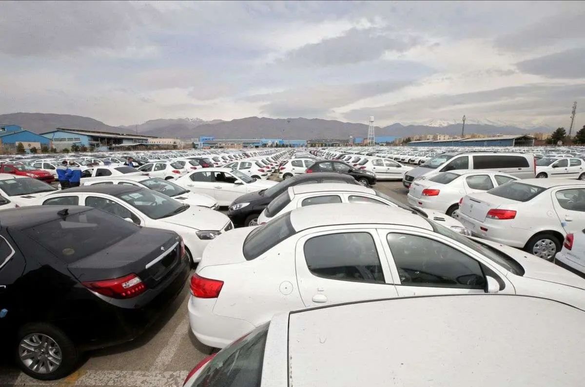 قیمت روز محصولات ایران خودرو و سایپا؛ کاهش قیمت در بازار خودرو