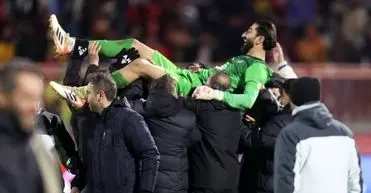 بیرانوند یک جام دیگر هم از پرسپولیس گرفت