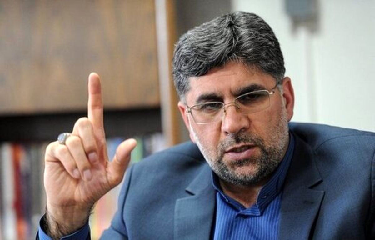 نماینده مجلس: اگر بلد نیستید با معترضان حرف بزنید، چیزی نگویید/ فکر می‌کنند با تحریک احساسات مردم، به امنیت کشور کمک می‌کنند