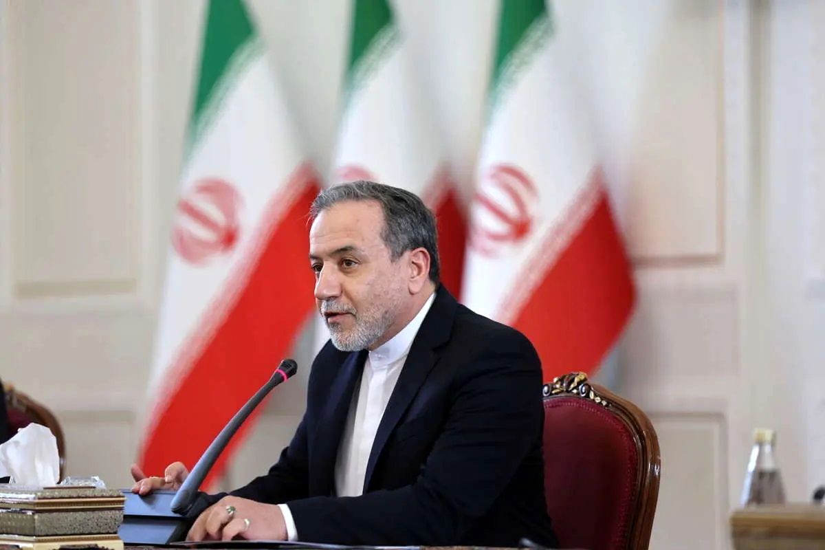  فشار جریان پایداری بر عراقچی؛ ۴۰ امضا علیه وزیر خارجه 
