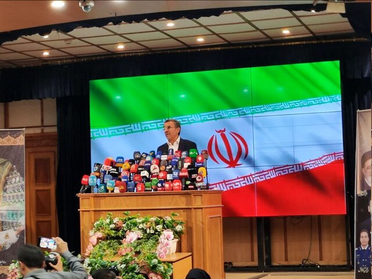 احمدی نژاد: به نام خدای بهار و مهربانی/ مهمترین هدف و برنامه کاری بنده تمرکز بر حل مشکلات معیشتی مردم است/ ویدئو