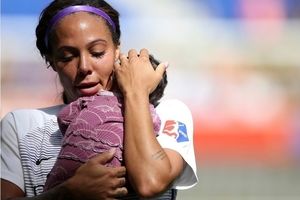 قوانین جدید فیفا برای زنان باردارِ فوتبالیست 

