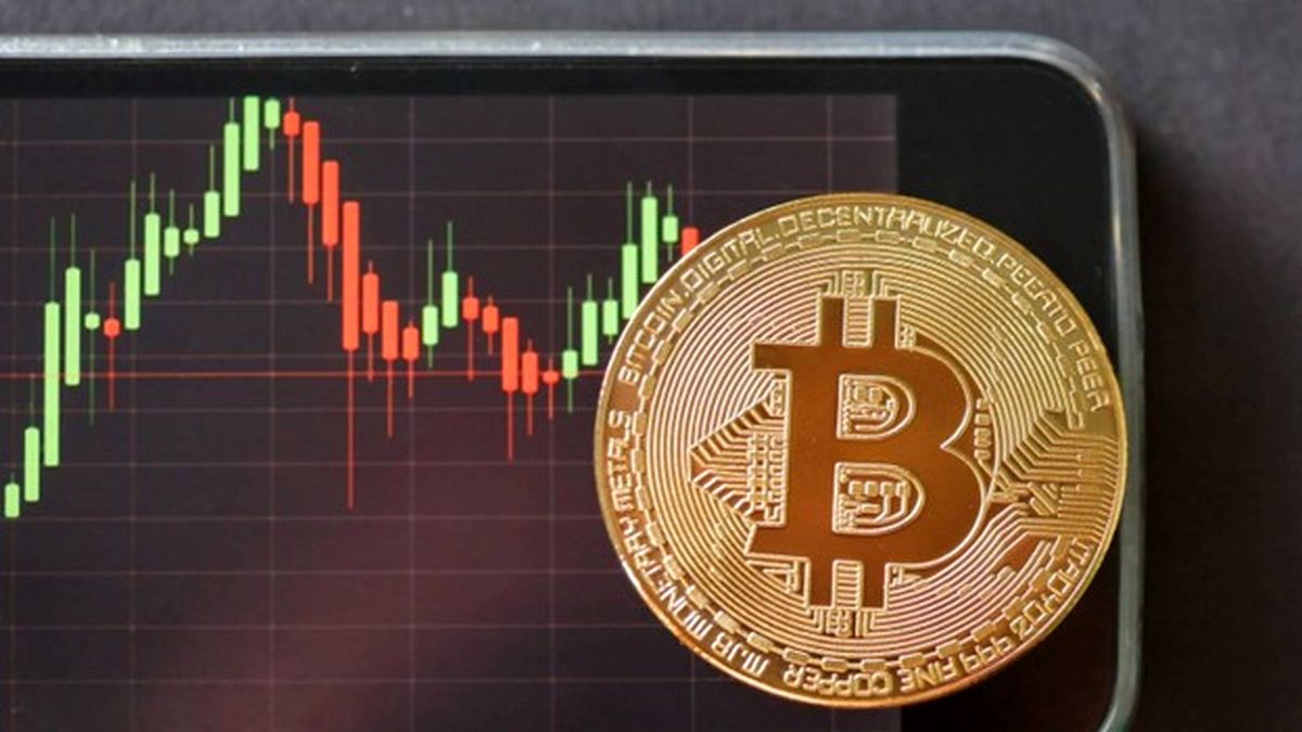 کاهش نقدینگی جهانی بیتکوین را در معرض افت بیشتر قرار میدهد