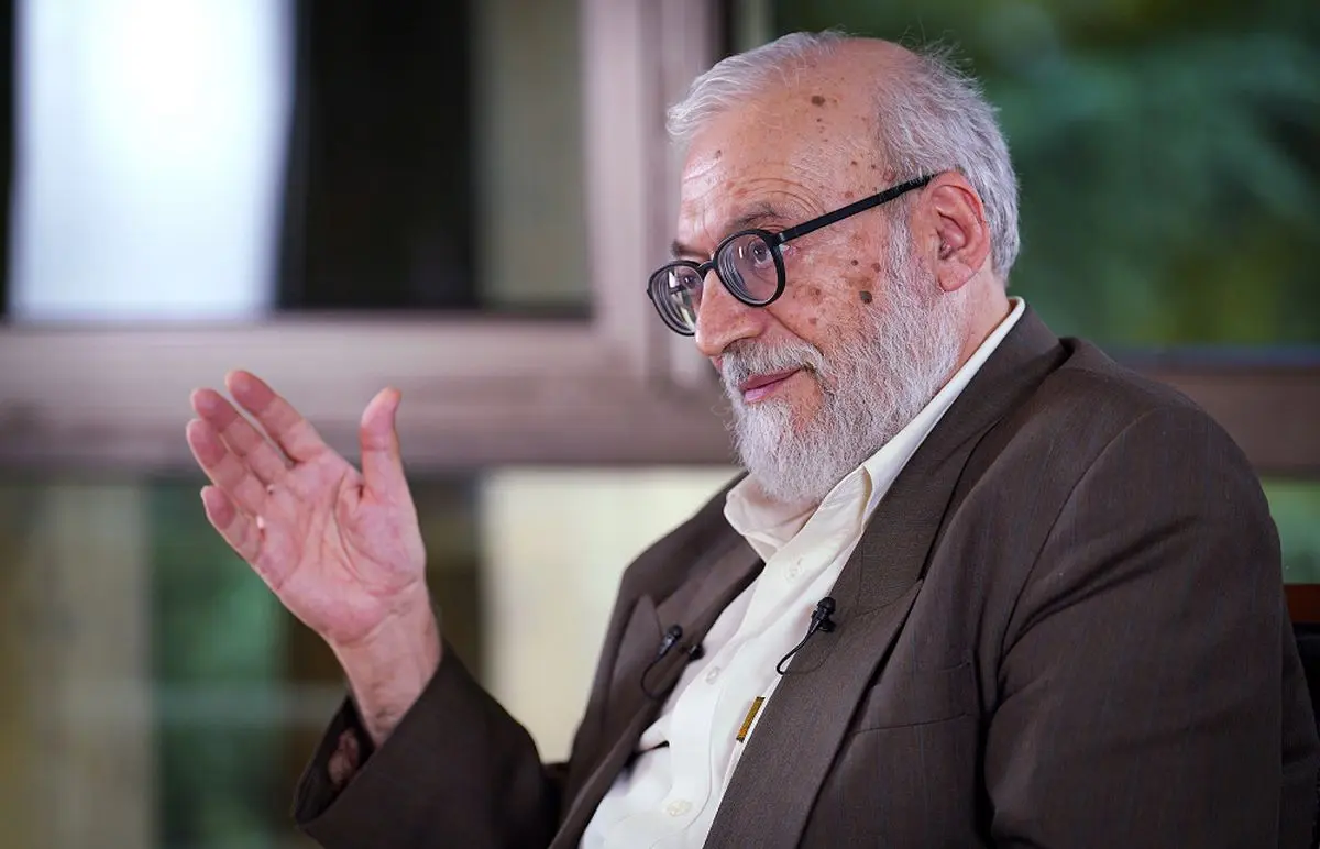  محمدجواد لاریجانی: باید به زور هم که شده غرامت بگیریم/ اگر نتوانستیم غرامت بگیریم معادلش را باید منهدم کنیم/ ویدئو