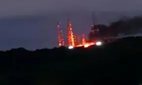  سی‌ان‌ان: مشخص نیست مادورو هدف گرفته شده یا نه/ منزل وزیر دفاع هدف حمله قرار گرفت