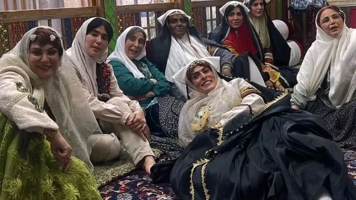 چهره واقعی بازیگران «بامداد خمار» در دوران قاجار! از منصور و رحیم نجار تا محبوبه، خجسته و دایه خانم/ ویدئو