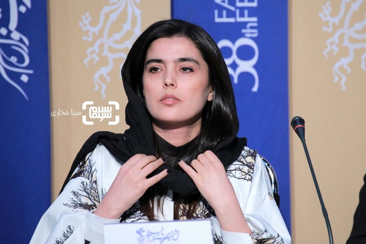 بازیگر زن بودن خیلی جذاب است اما نه در سینمای ایران/ ما چارهای جز ادامه دادن نداریم