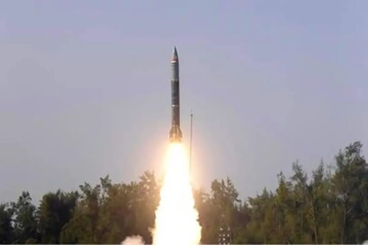 شلیک رگباری موشک «آخرالزمان» / سلاحی که رهگیری آن تقریباً ناممکن است