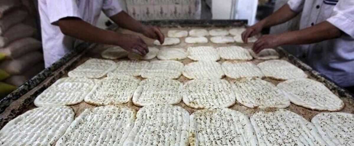 ۳۰۰ کیلو خمیر فاسد در یکی از نانوایی‌های ساوه کشف شد