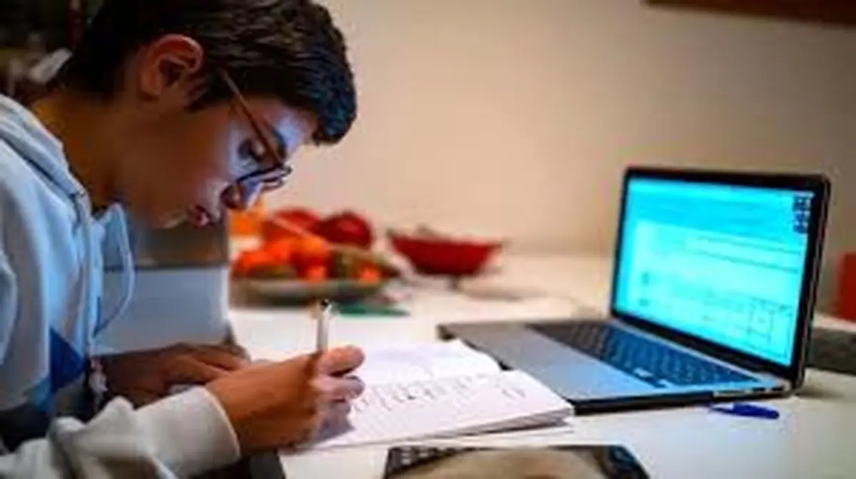 مدارس و دانشگاه‌های اصفهان تا دوشنبه غیر حضوری شد