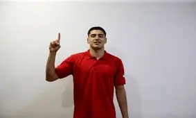اولین مدال ایران در شنای رده‌های سنی قهرمانی آسیا/ کسب طلا در ۱۰۰ متر پروانه 