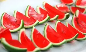 طرز تهیه ژله مخصوص شب یلدا
