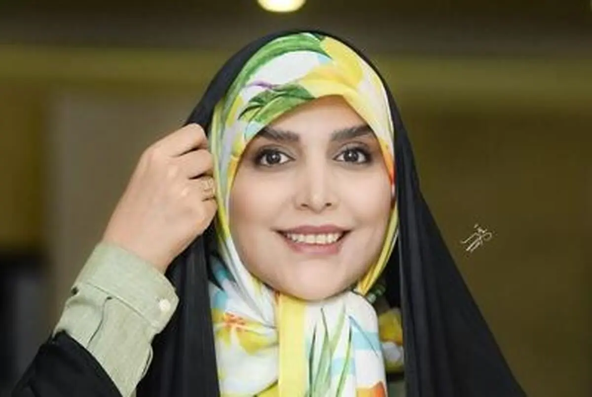 سفر در زمان؛ سلفی «مژده لواسانی و مهران مدیری» در پشت‌صحنه یک کنسرت 