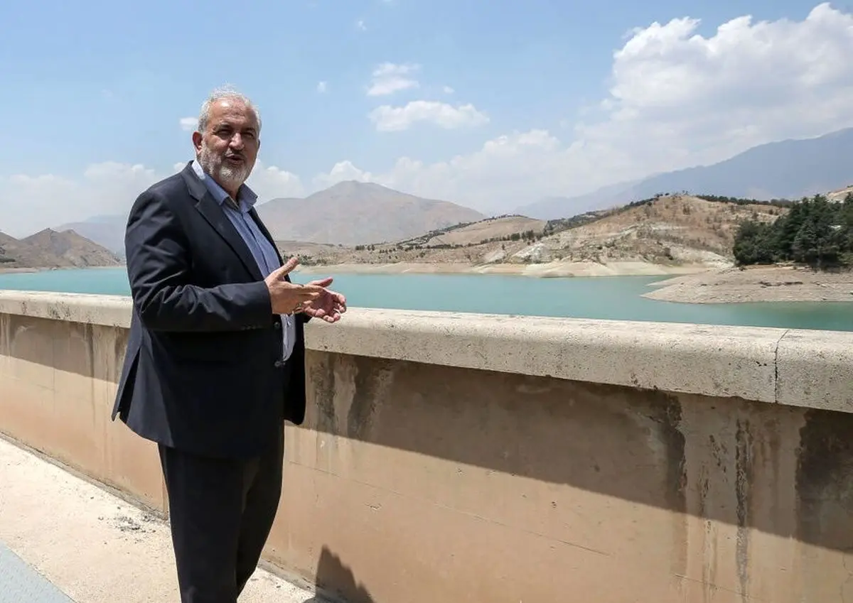 وزیر نیرو: عملیات بارورسازی ابرها بر روی سامانه های مناسب بارشی آغاز شده